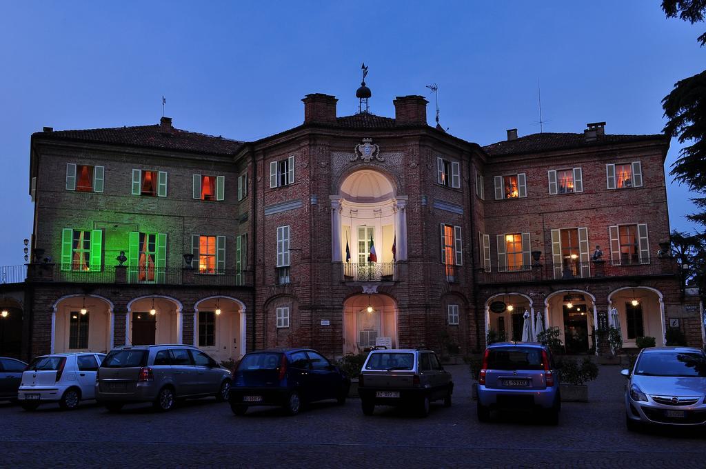 La Foresteria Del Castello - Wellness Hotel In Dimora Storica Castell'Alfero Exterior photo